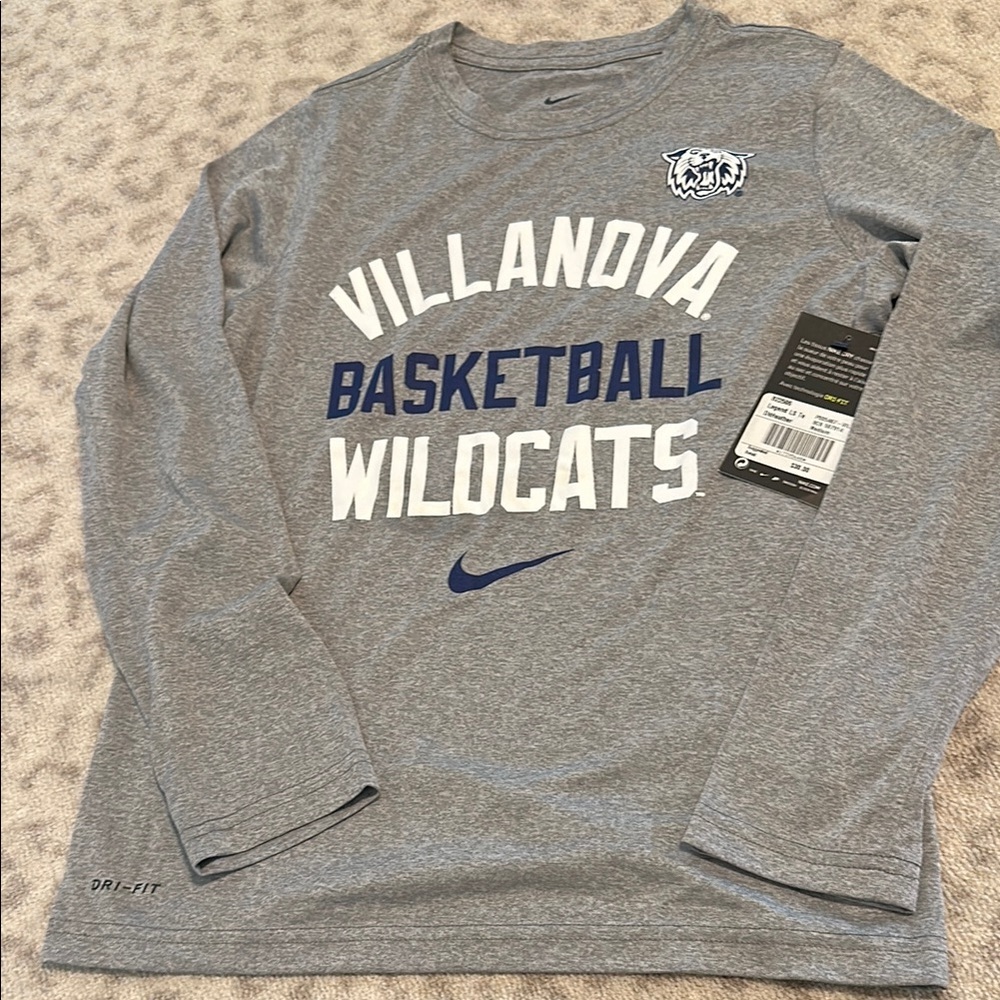 Nike youth Villanova basketball 🏀 shirt